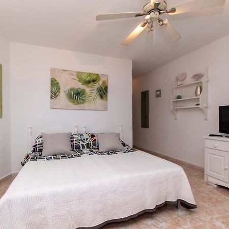 Parque Santiago II 269 - Studio With Sea And Pool Views Playa de las Américas Exterior foto
